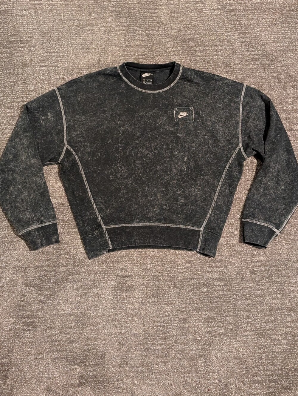 Nike Black Mineral-Wash Crewneck Tapered Sweatshirt with Light Stitching - Small